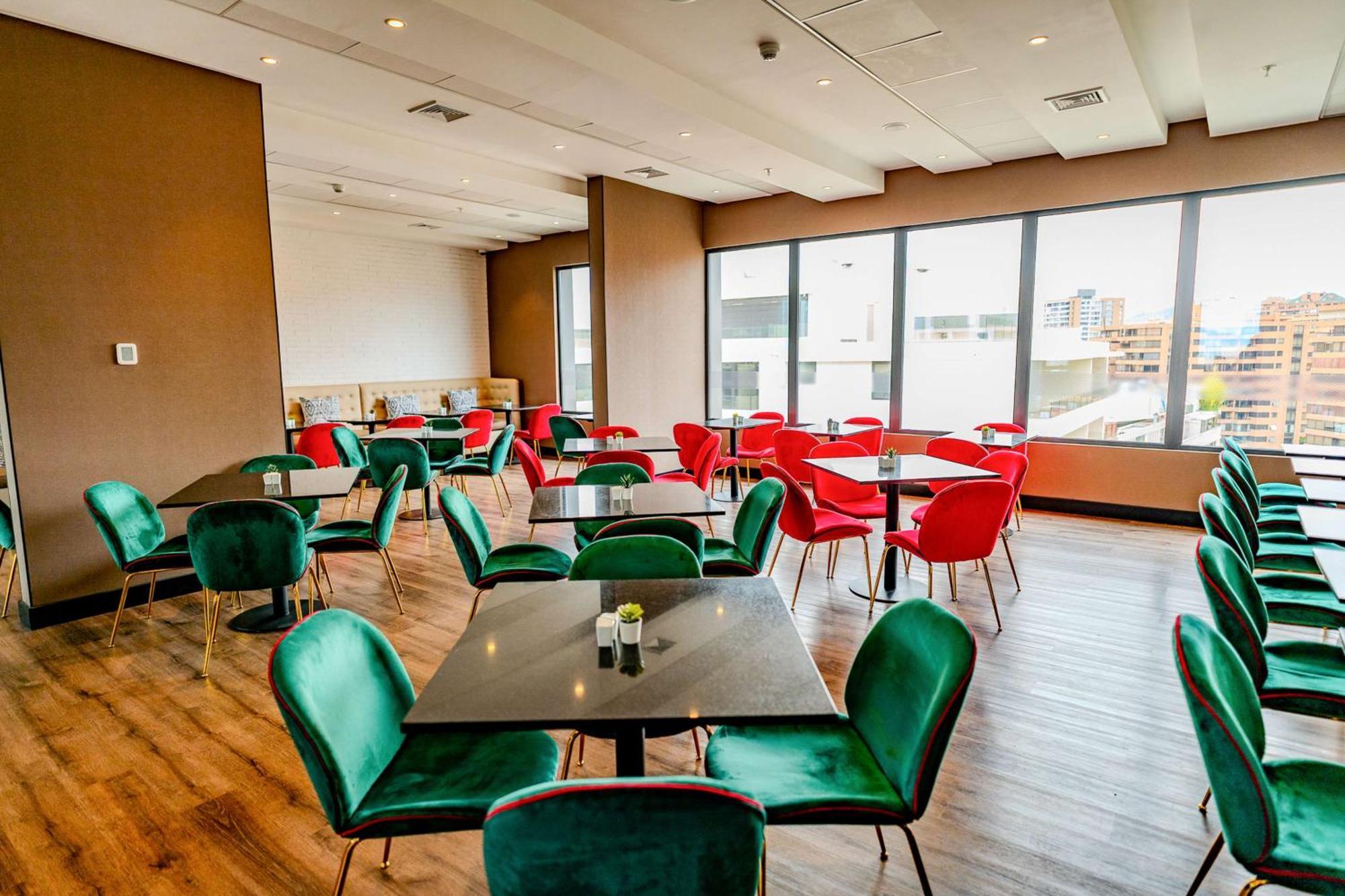 Hampton By Hilton Santiago Las Condes Exteriör bild